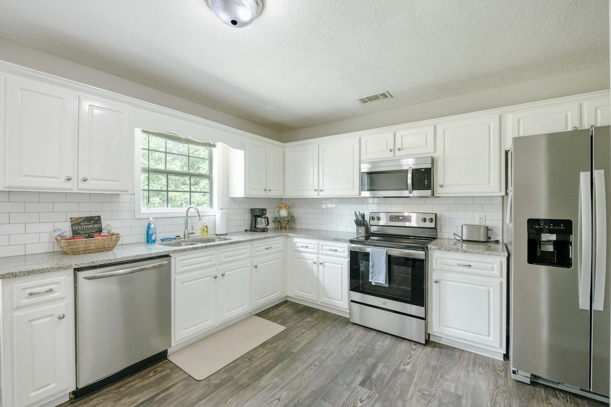 Cozy And Contemporary Villa 1 Mile From Gsu Statesboro Exterior photo